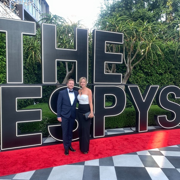 Color block Donna Karan white and black strapless fitted dress. Only wore once! - Picture 3 of 5